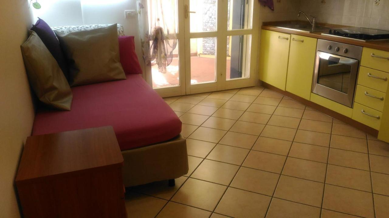 Bilocale Centro Storico Apartamento Pesaro Exterior foto