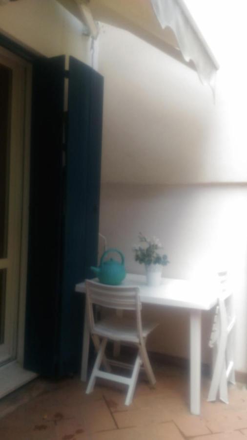 Bilocale Centro Storico Apartamento Pesaro Exterior foto