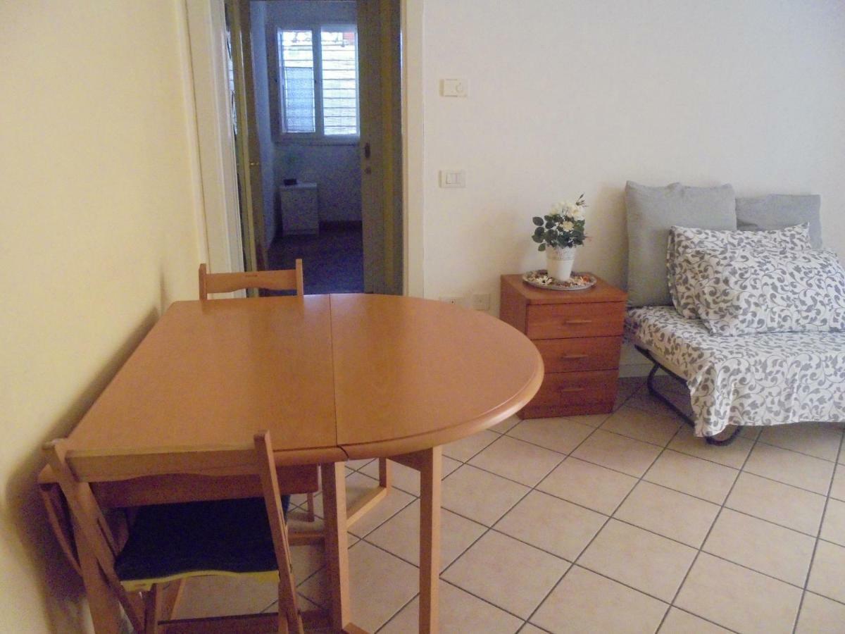 Bilocale Centro Storico Apartamento Pesaro Exterior foto